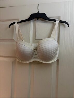 Herve Leger Cream Padded Strapless-Convertible Bra